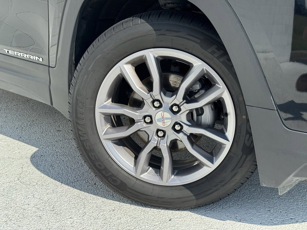 2024 Toyota RAV4 SLT photo 6
