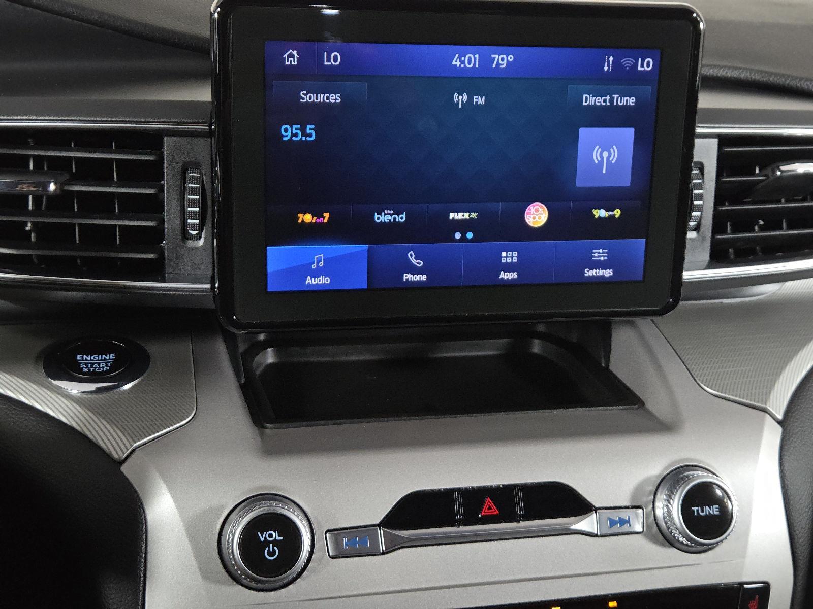 2023 Ford Explorer XLT photo 19