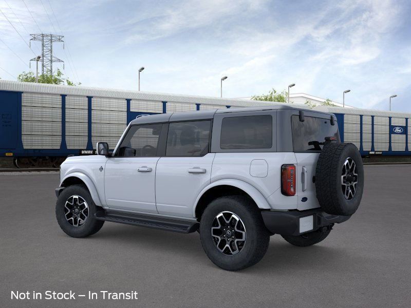 2025 Ford Bronco Outer Banks photo 5