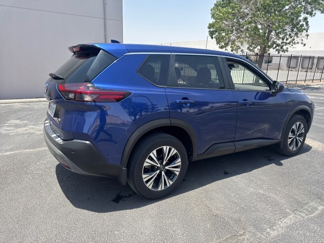 Used 2023 Caspian Blue Metallic Nissan SV image 15