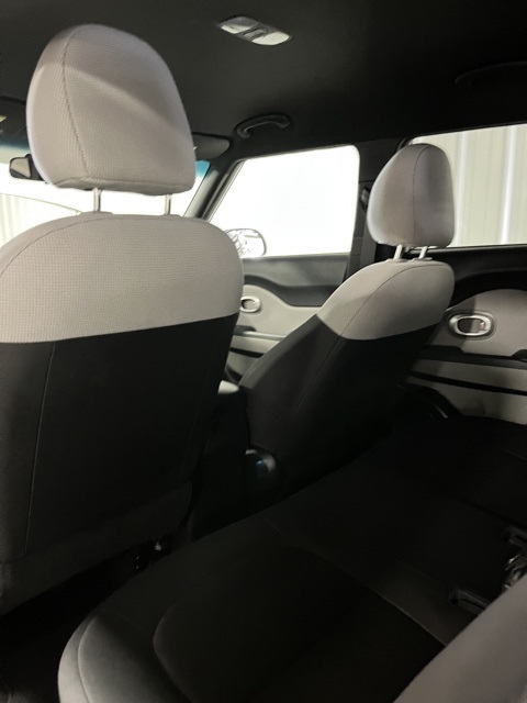 2016 Kia Soul Base photo 9