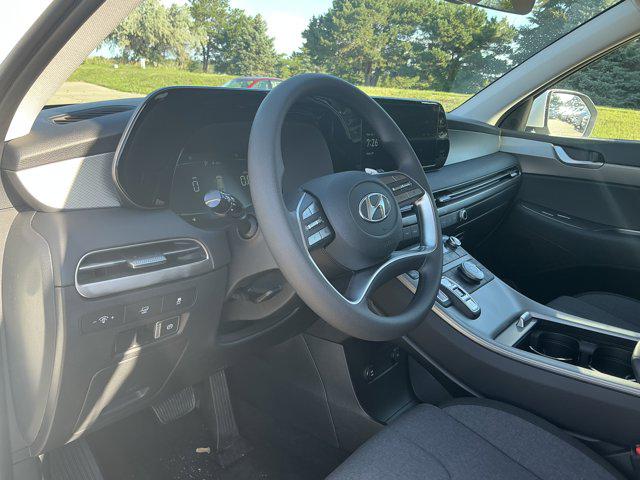 2025 Hyundai Palisade SE photo 6