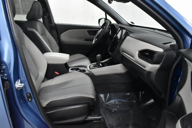 2025 Subaru Forester Premium photo 12