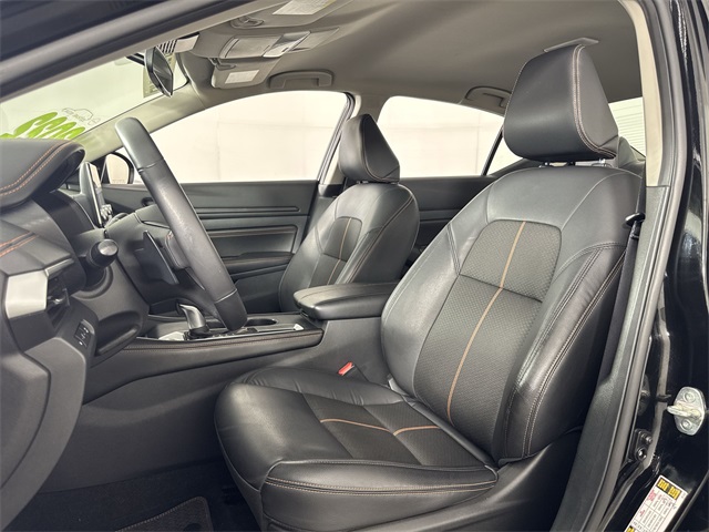 2022 Nissan Altima 2.5 SR photo 3