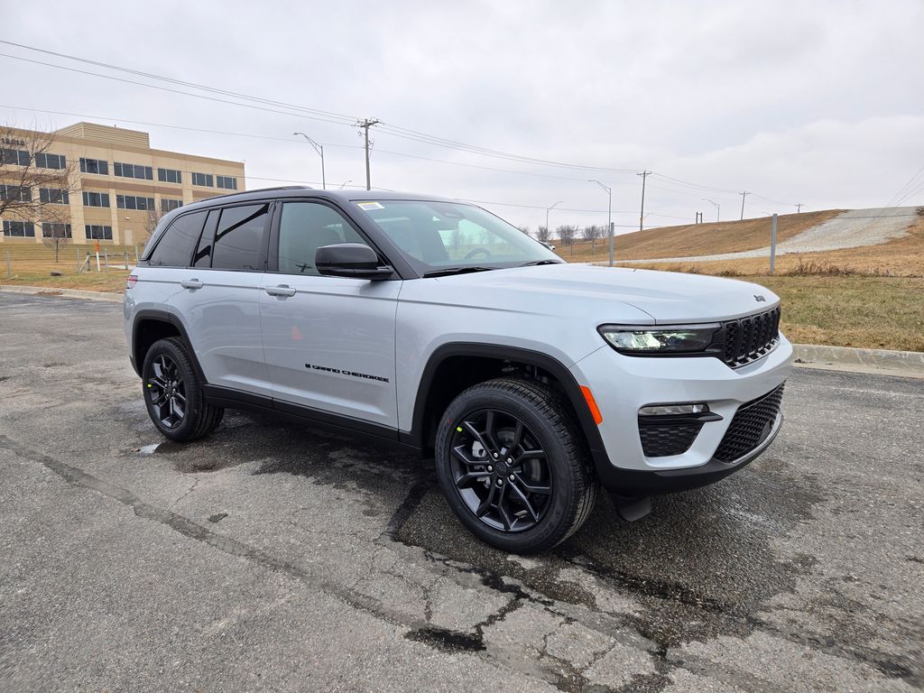 2025 Jeep Grand Cherokee Limited's photo