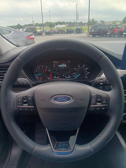 2022 Ford Escape SE photo 14