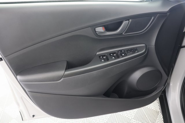 2023 Hyundai Kona SEL photo 22