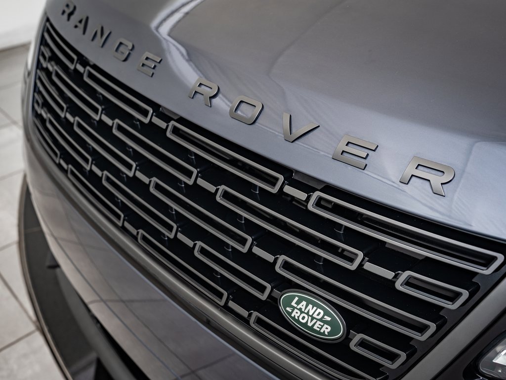 2024 Land Rover Range Rover Velar SE photo 3