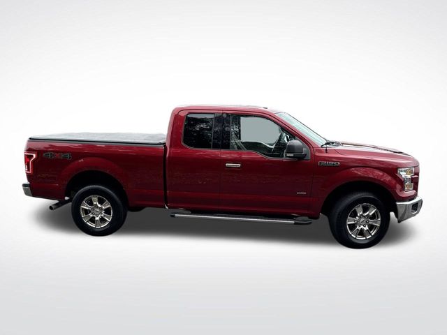 2017 Ford F-150 XLT photo 2