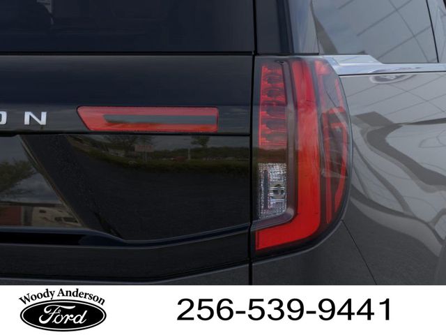 2025 Ford Expedition Platinum photo 19
