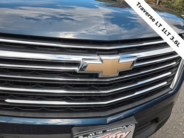 2023 Chevrolet Traverse Cloth photo 3