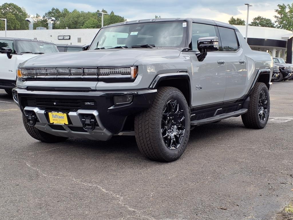 2026 GMC HUMMER EV 2X's photo