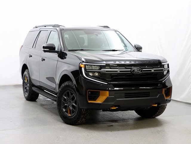 2025 Ford Expedition Tremor's photo