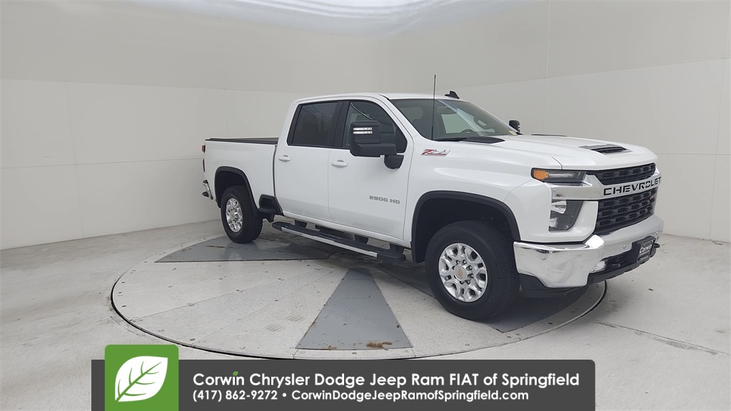 2021 Chevrolet Silverado 2500HD LT photo 3