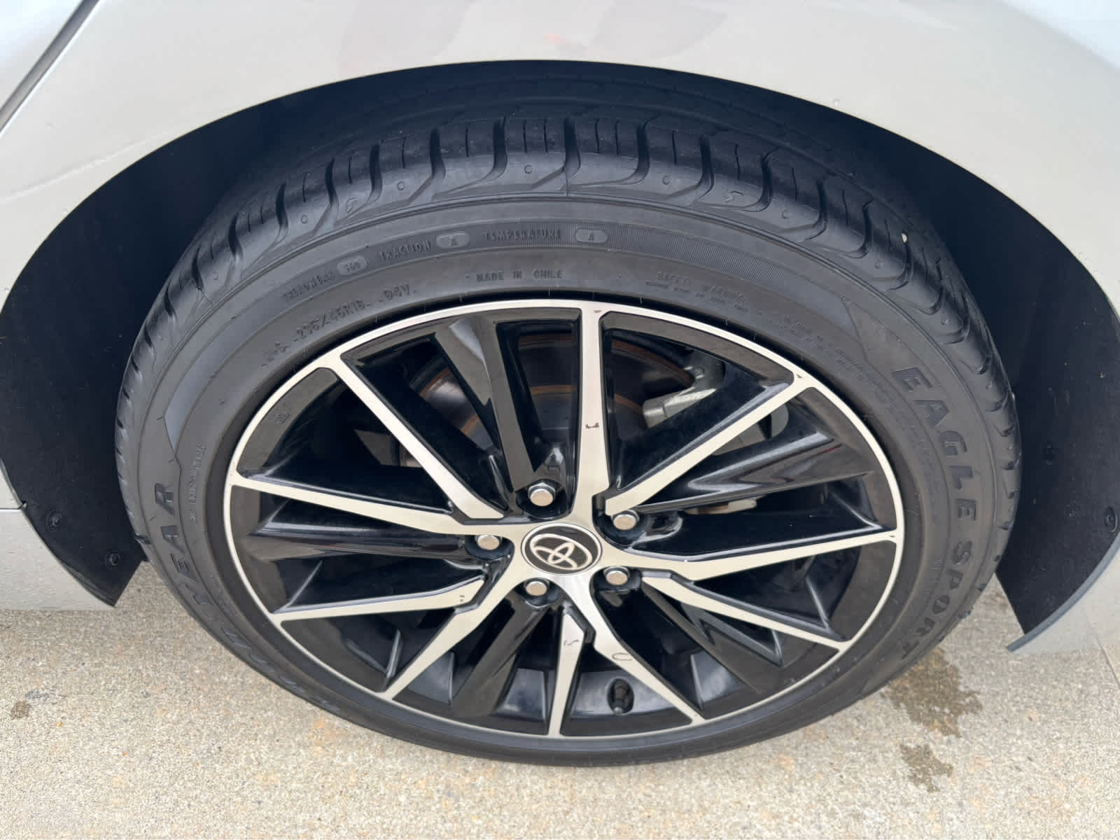 2023 Toyota Camry SE photo 5