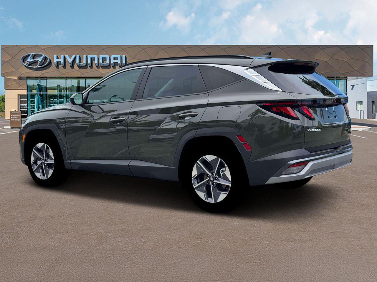 2026 Hyundai Tucson SEL photo 2