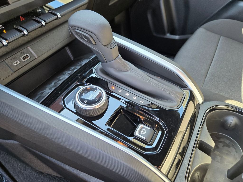 2026 Chevrolet Colorado Trail Boss photo 12