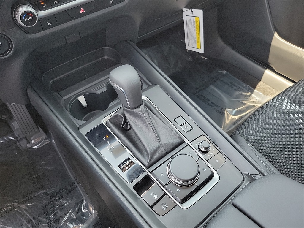 2025 Mazda CX-50 Preferred photo 13