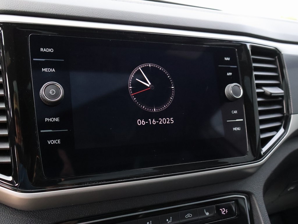 2023 Volkswagen Atlas Cross Sport V6 SEL R-Line photo 30