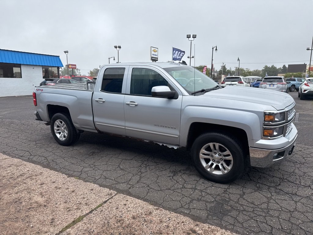 2015 Chevrolet Silverado 1500 LT photo 6