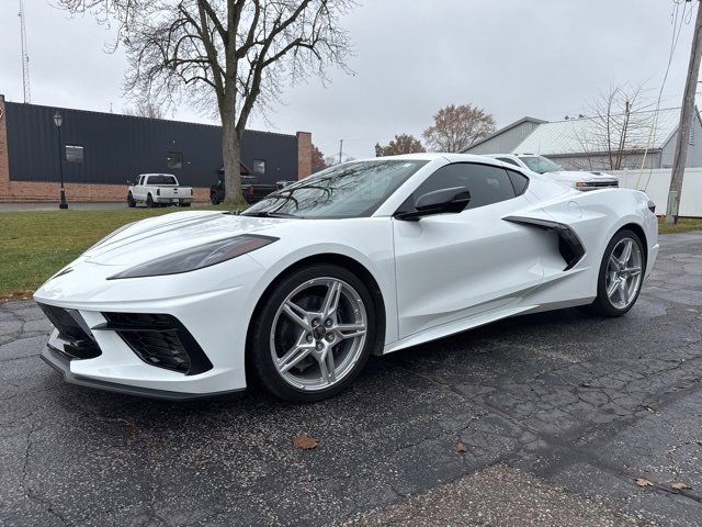 2023 Chevrolet Corvette Stingray 1LT photo 3