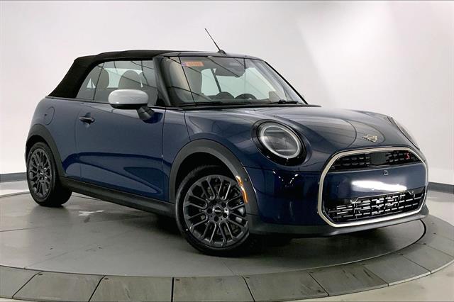 2026 MINI Convertible S's photo
