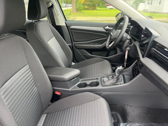2025 Volkswagen Jetta 1.5T S photo 19