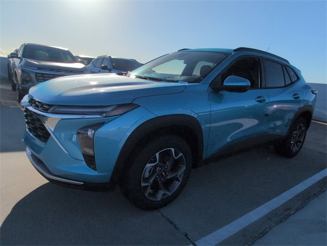 2026 Chevrolet Trax LT photo 4