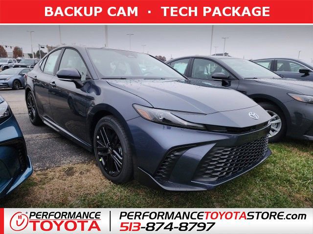 2026 Toyota Camry SE's photo