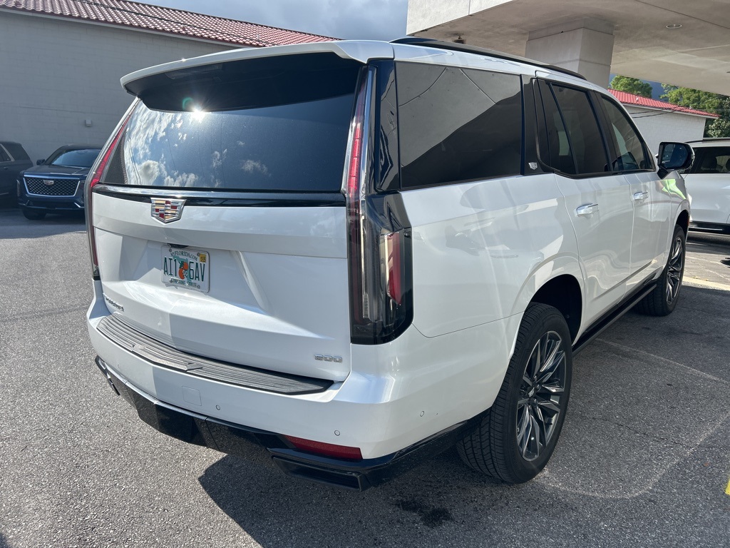 2023 Cadillac Escalade Sport Platinum photo 2