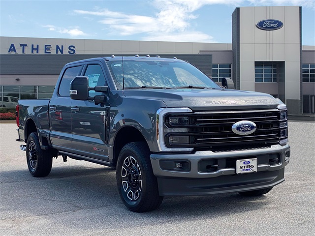2025 Ford F-350 Super Duty Platinum's photo