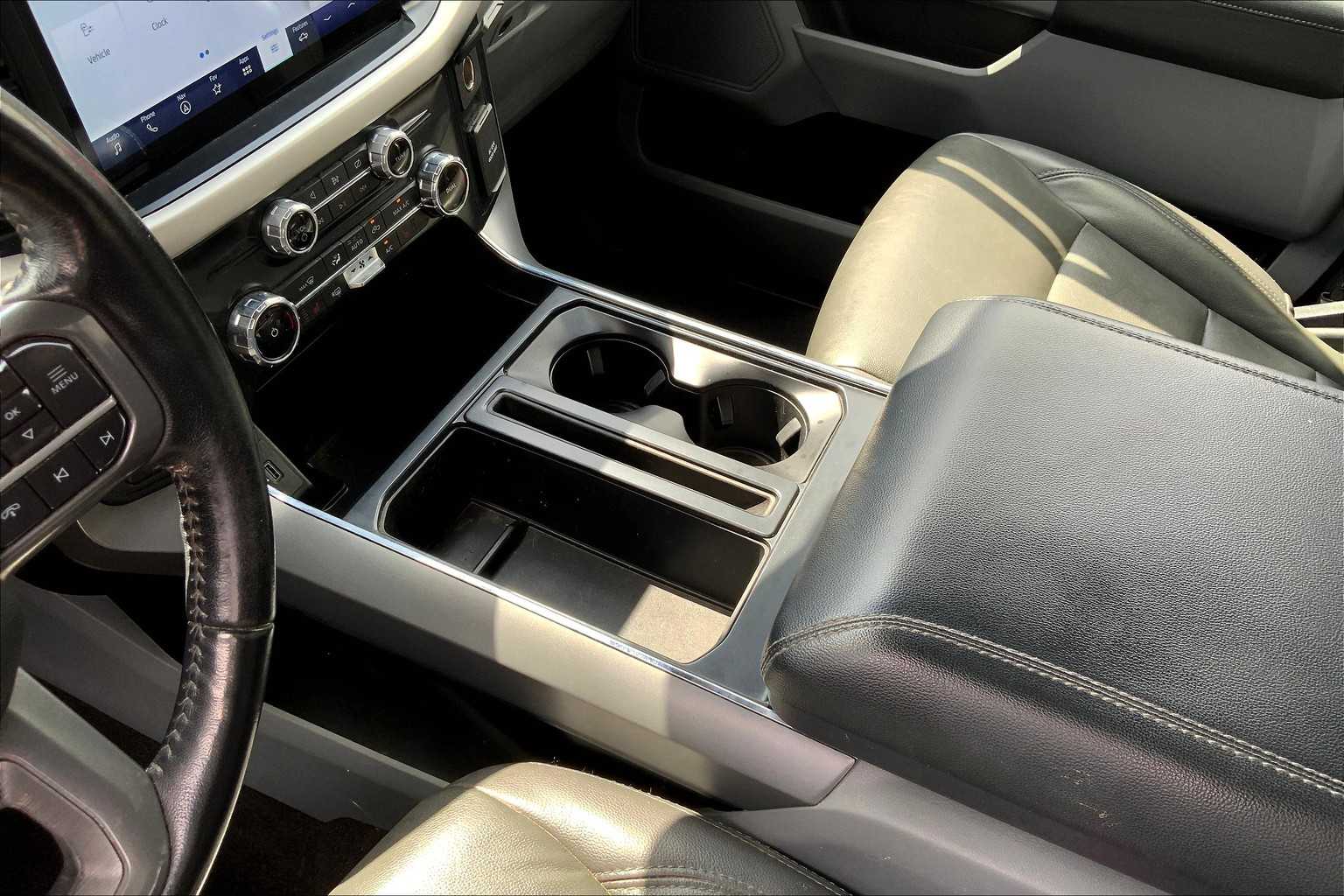 2022 Ford F-150 XLT photo 14