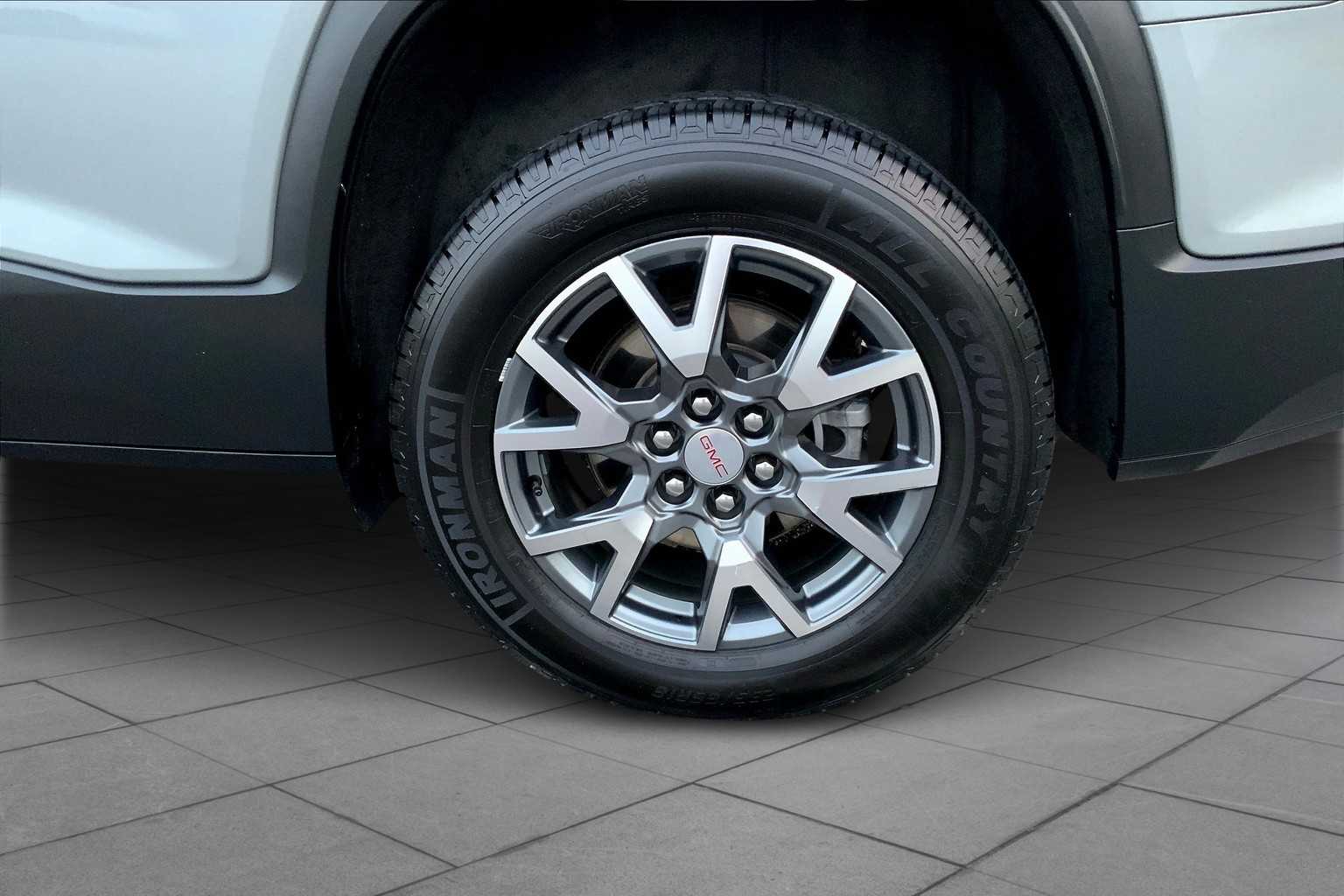 2023 Gmc Acadia SLT photo 10