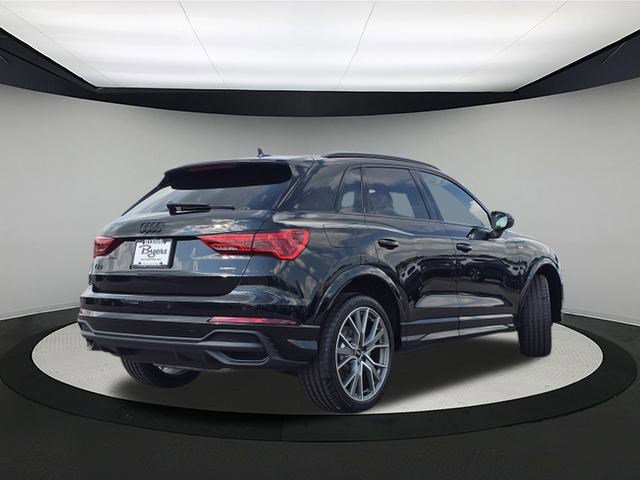2025 Audi Q3 S line Premium Plus photo 5