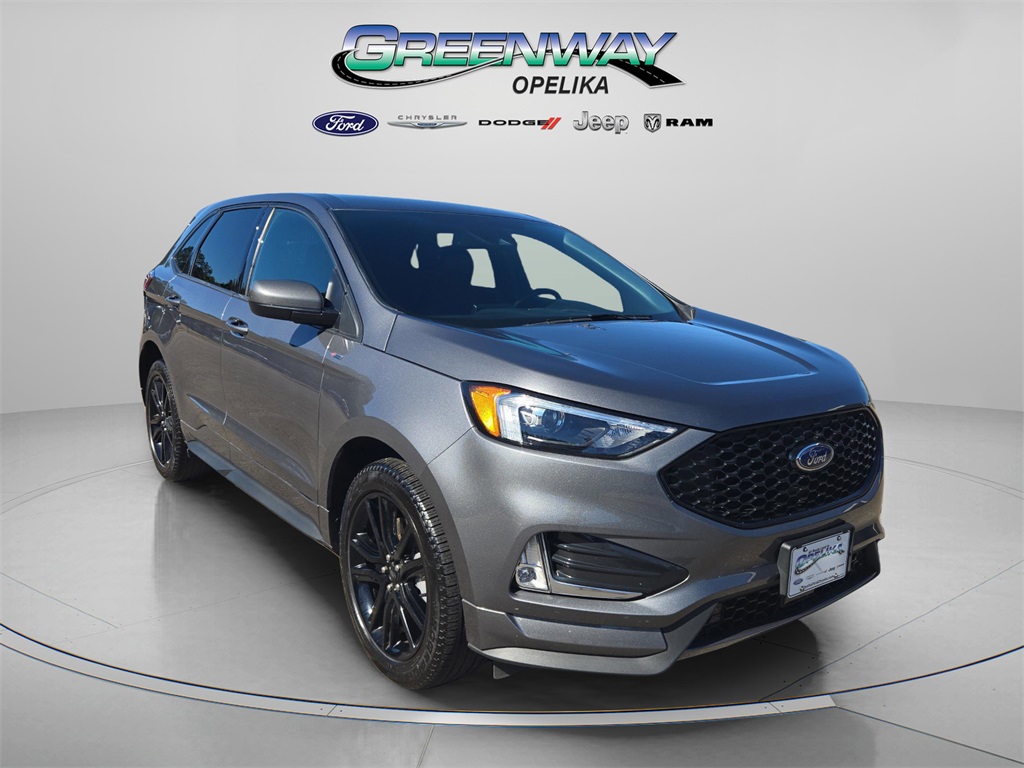 2024 Ford Edge ST-Line's photo