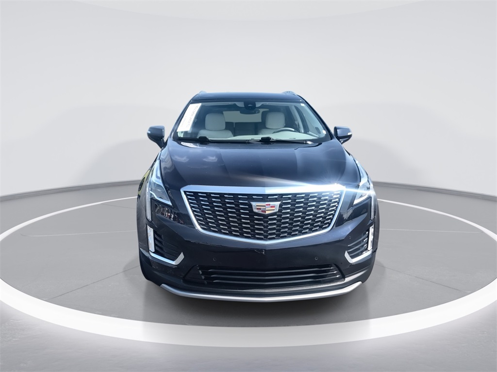 2022 Cadillac XT5 Premium Luxury photo 2