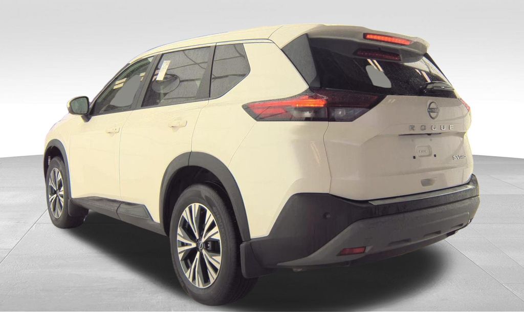 2022 Nissan Rogue SV AWD photo 3