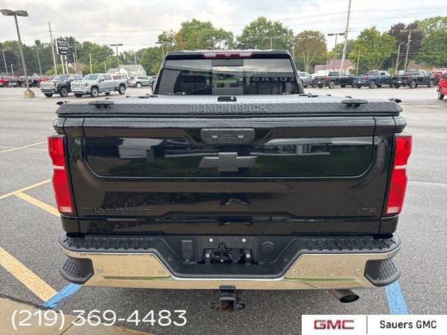 2024 Chevrolet Silverado 3500HD LTZ photo 3