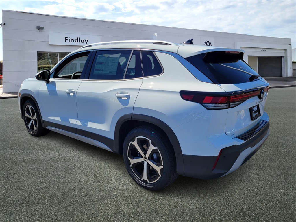 2025 Volkswagen Tiguan SE photo 4
