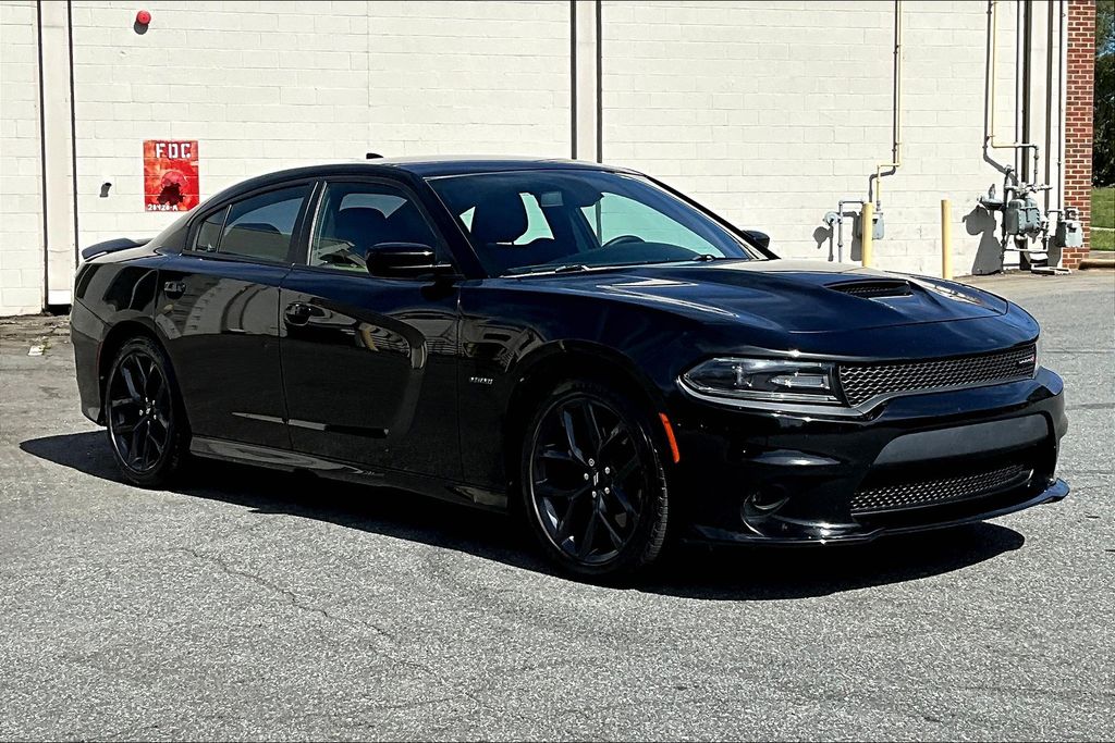 2019 Dodge Charger R/T photo 2
