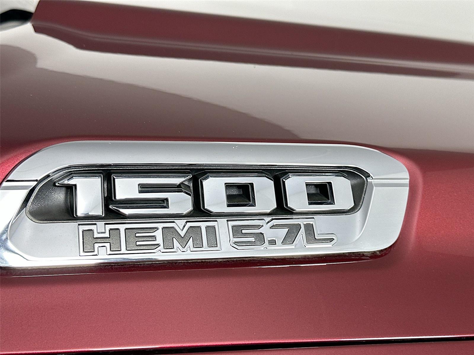 2020 Ram 1500 Laramie photo 32
