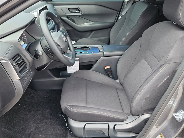 2026 Nissan Rogue S photo 3