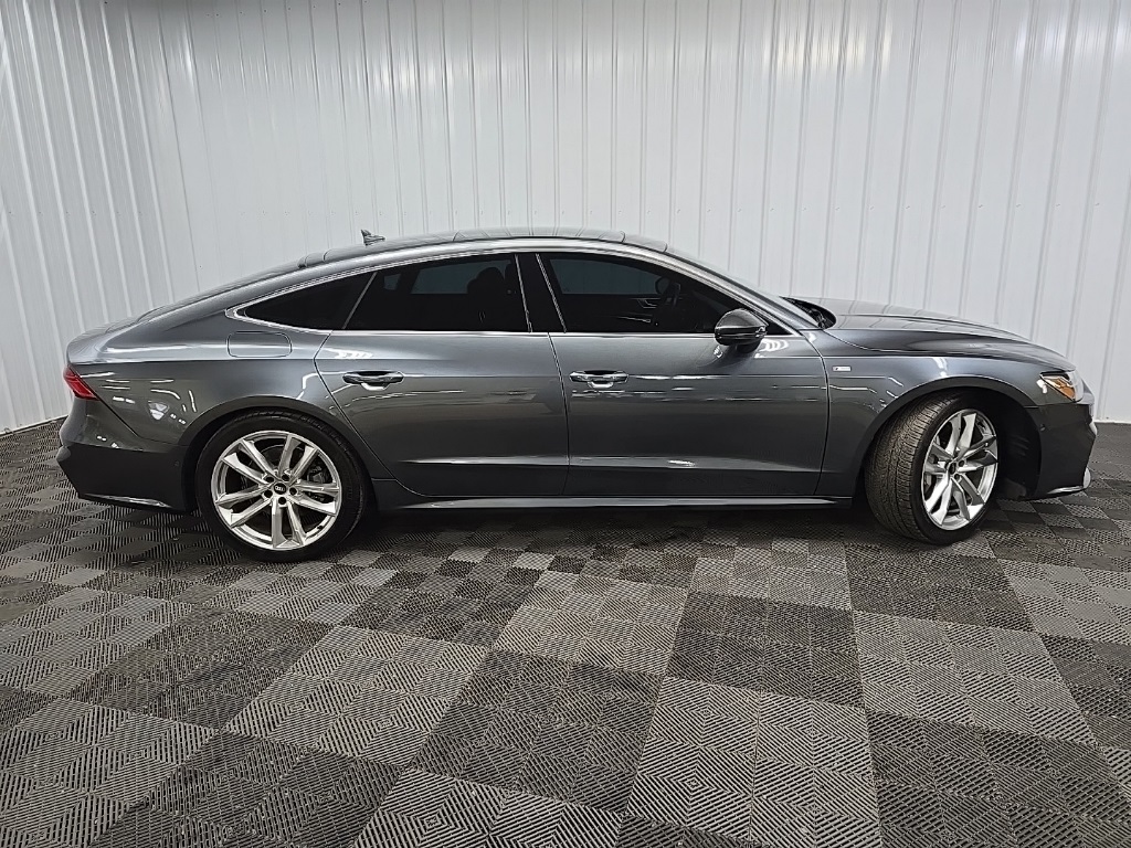 2021 Audi A7 Premium Plus photo 2