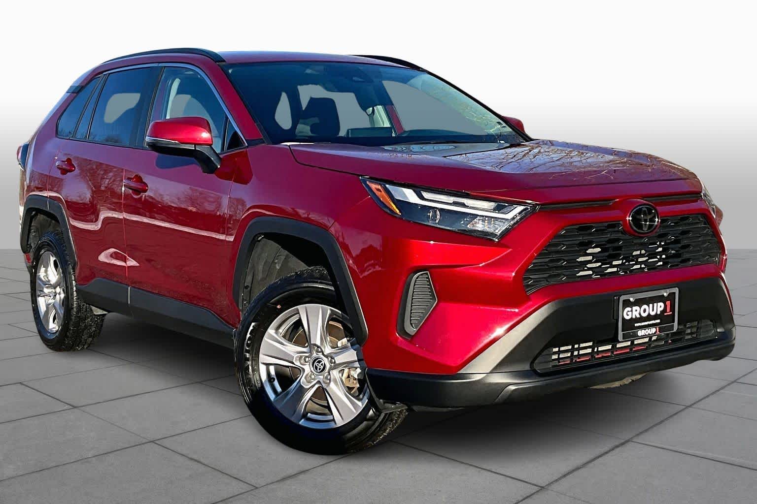 Used 2025 Toyota RAV4 XLE with VIN 2T3P1RFV8SW500117 for sale in Kansas City