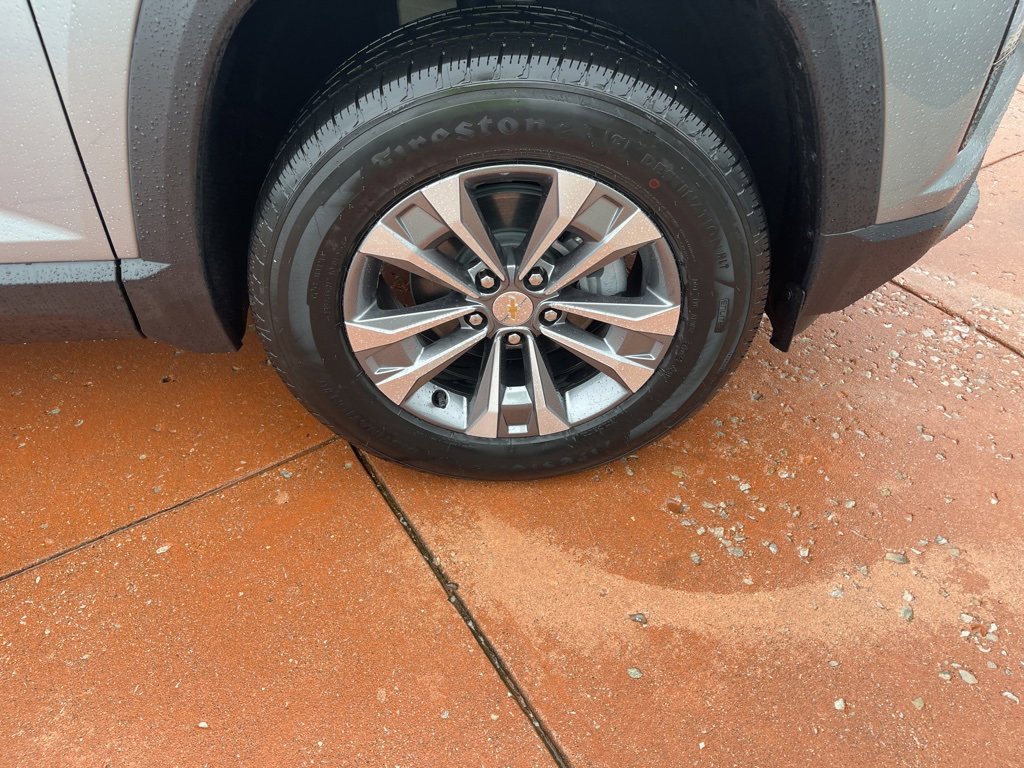 2025 Chevrolet Equinox LT photo 19