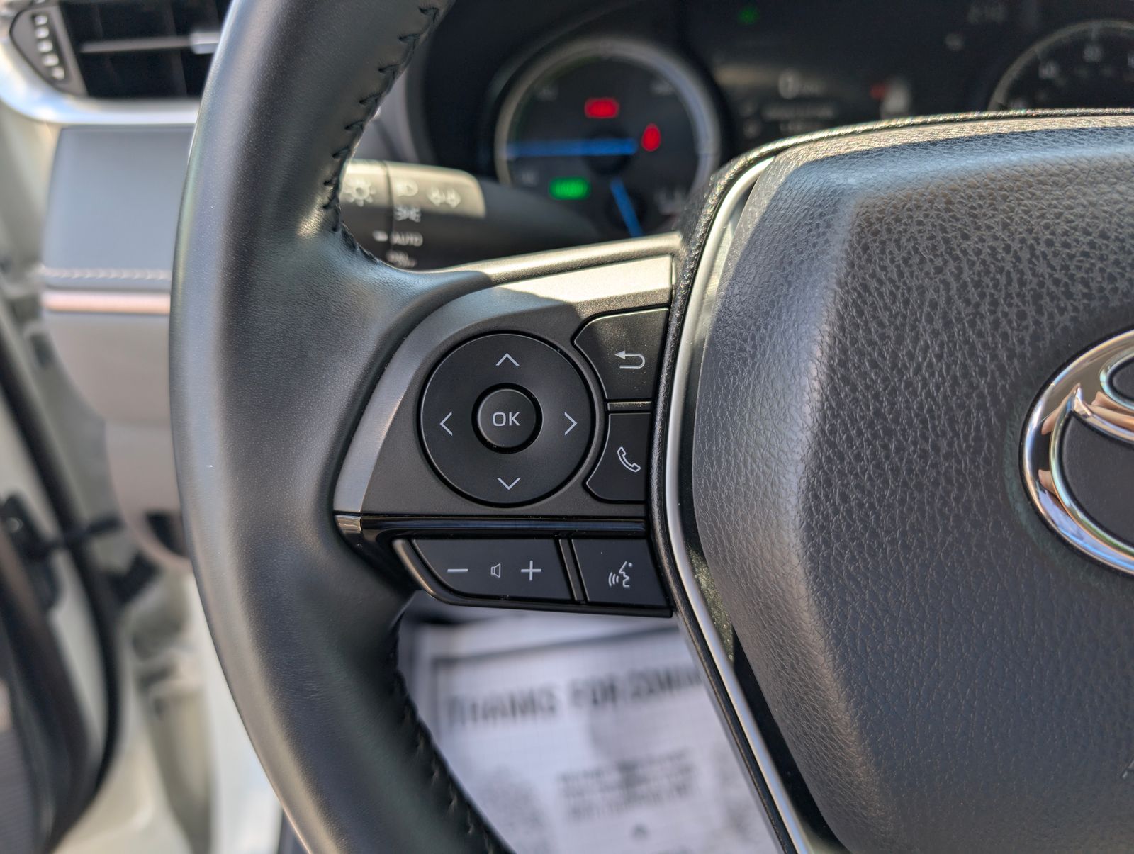 2022 Toyota Venza XLE photo 17