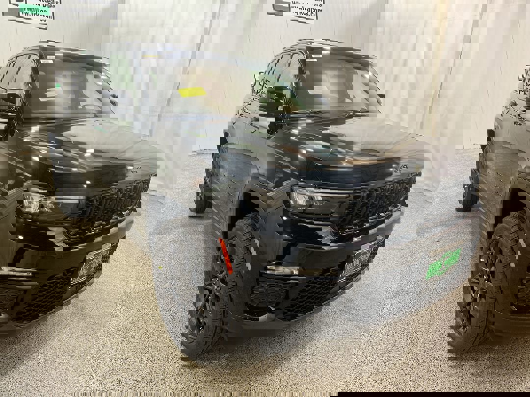 2025 Jeep Grand Cherokee Limited's photo