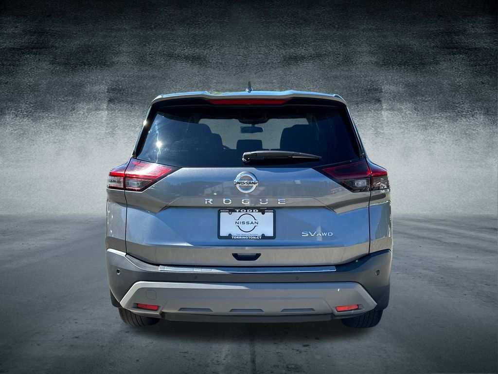 2021 Nissan Rogue SV photo 3
