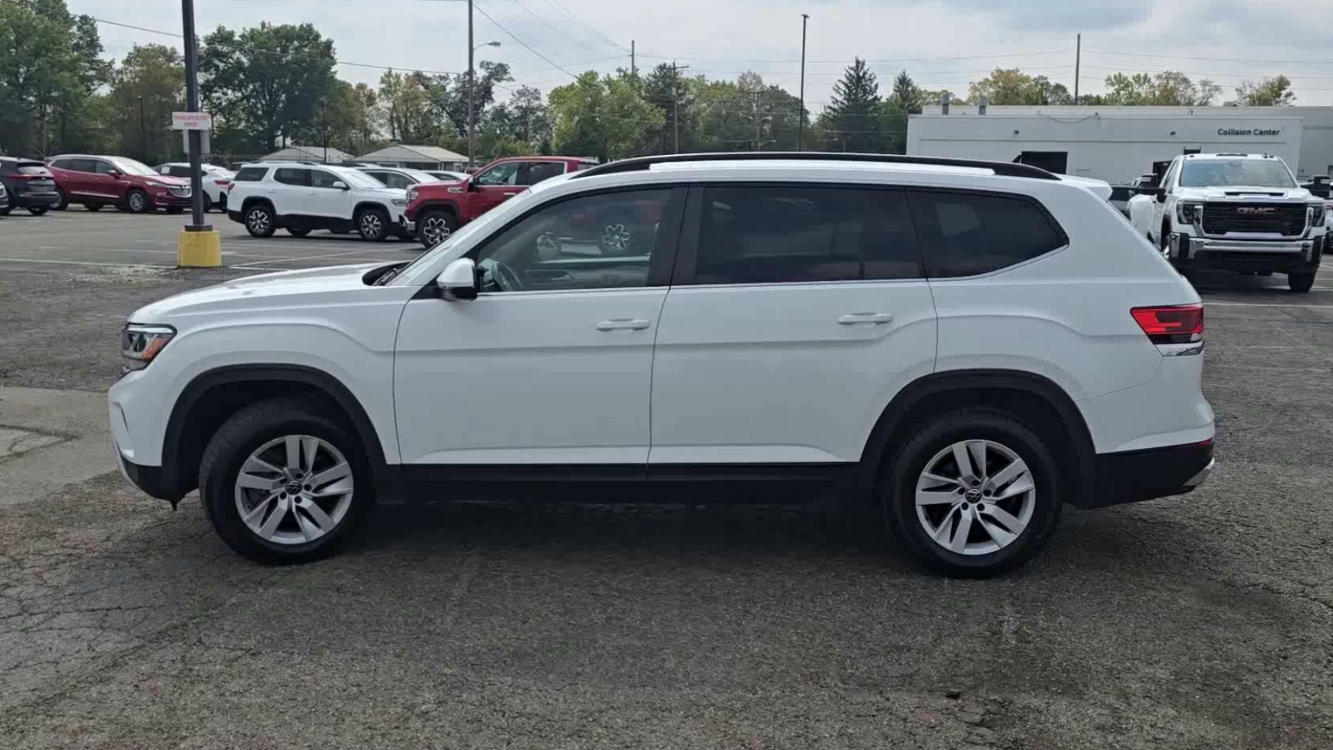 2021 Volkswagen Atlas S photo 38