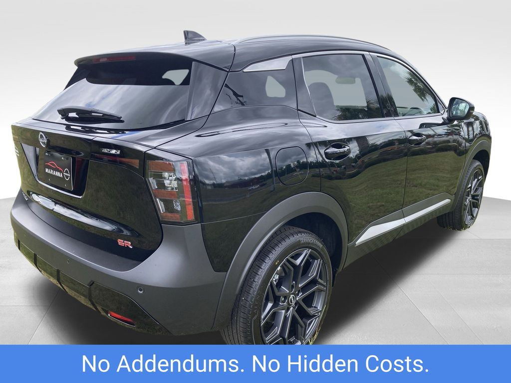 2025 Nissan Kicks SR photo 4